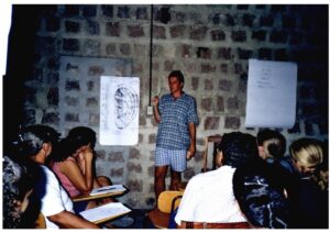 Ohrakupunktur-Kurs in einer Favela in Brasilien, Arcoverde-PE 1998